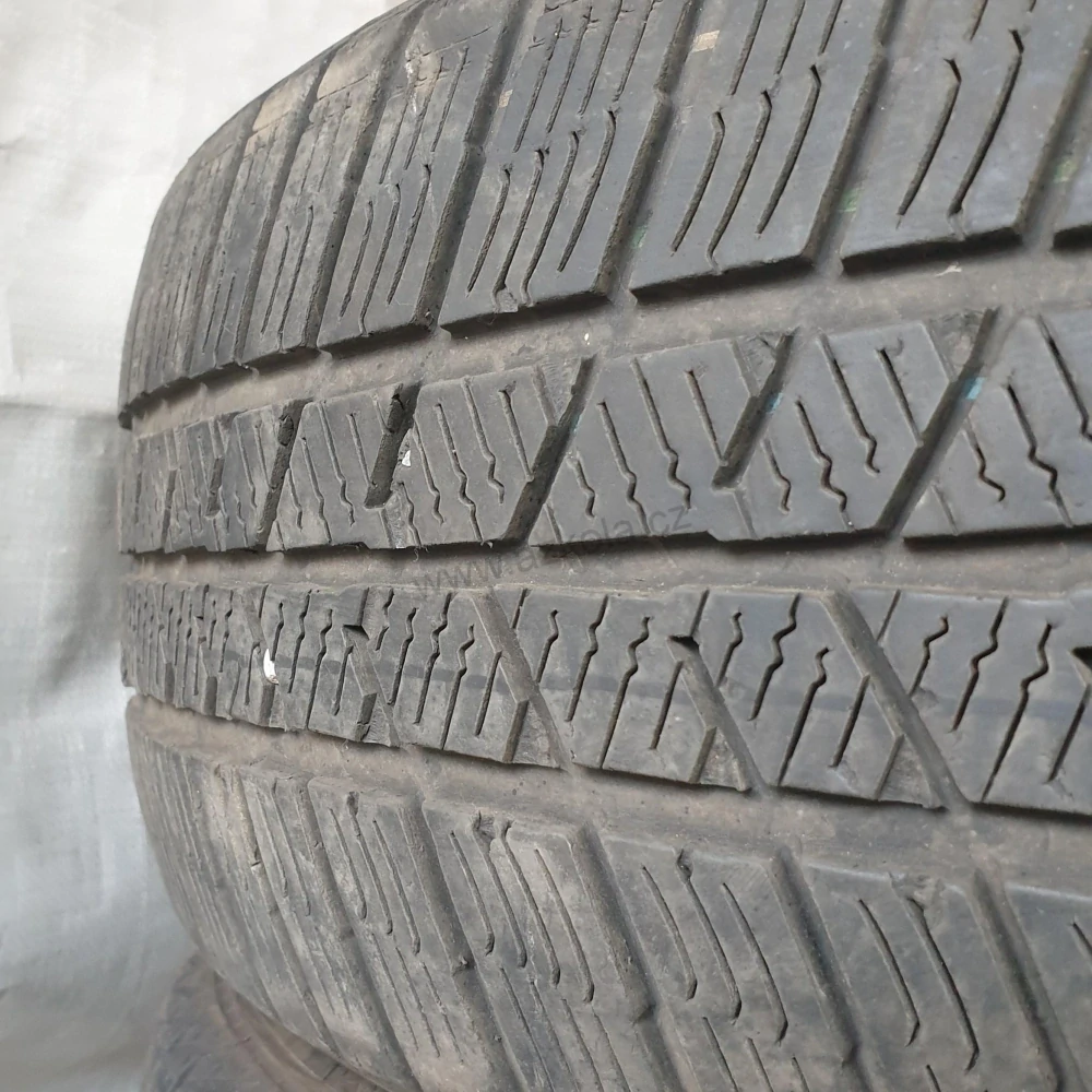 Zimní pneumatiky 205/60 R16 Barum č. AP803
