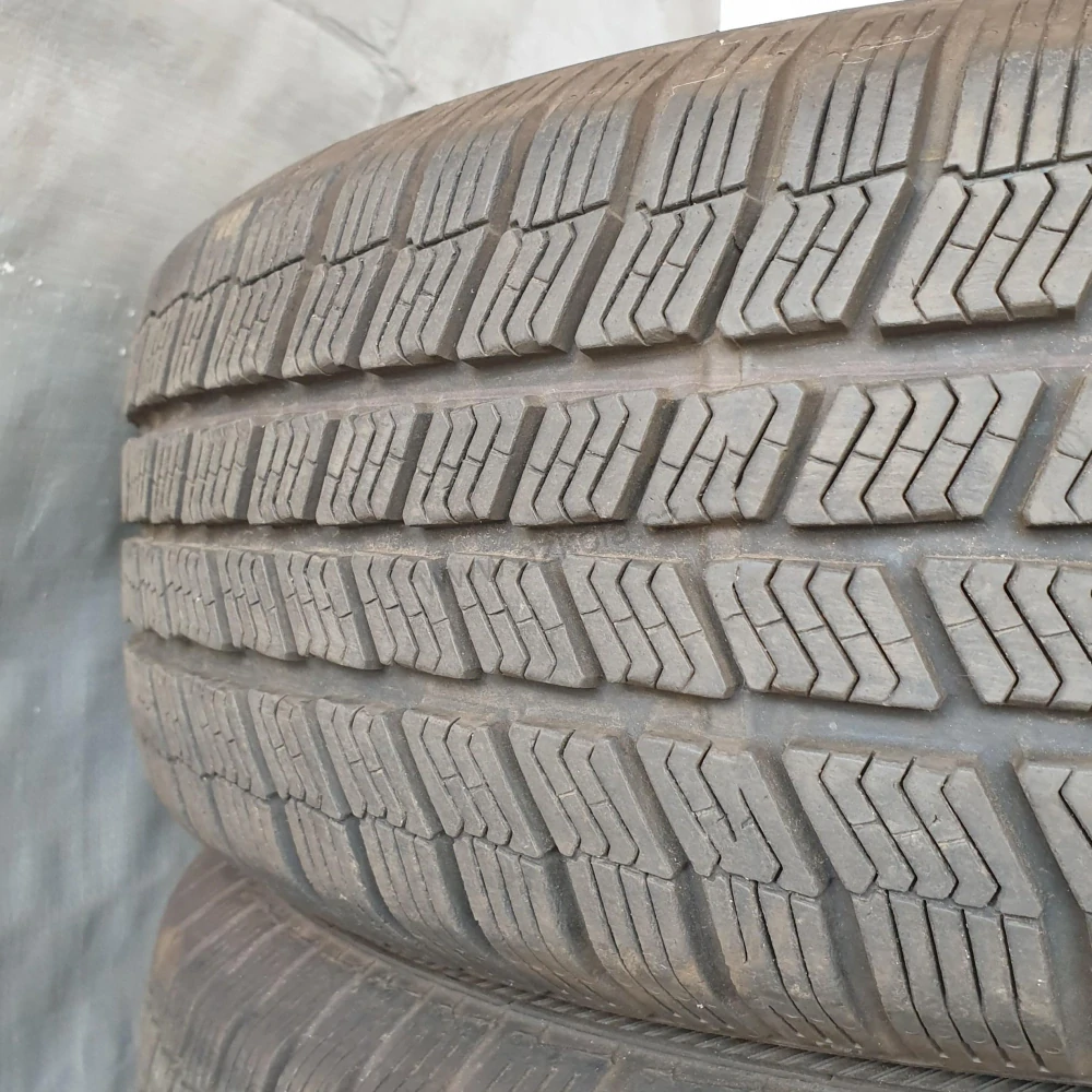 Zimní pneumatiky 195/65 R15 Barum č. AP845
