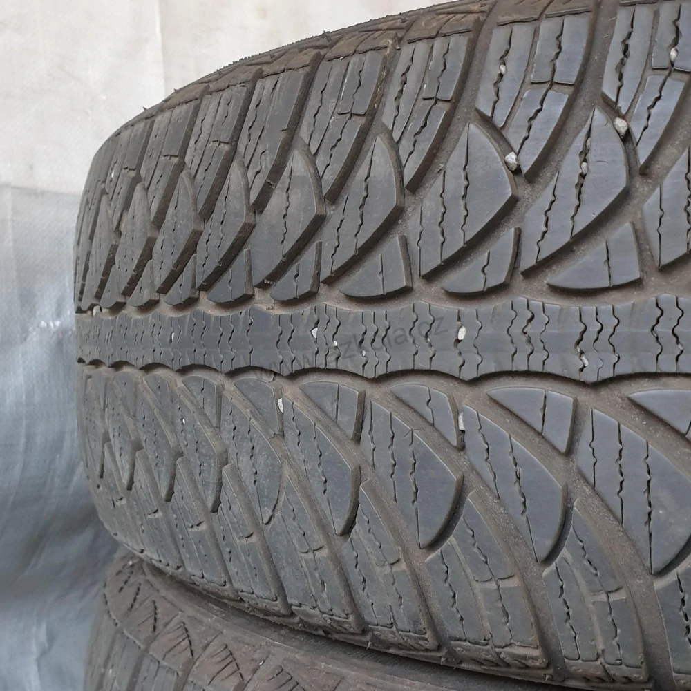 Zimní pneumatiky 185/60 R15 Fulda č. AP849