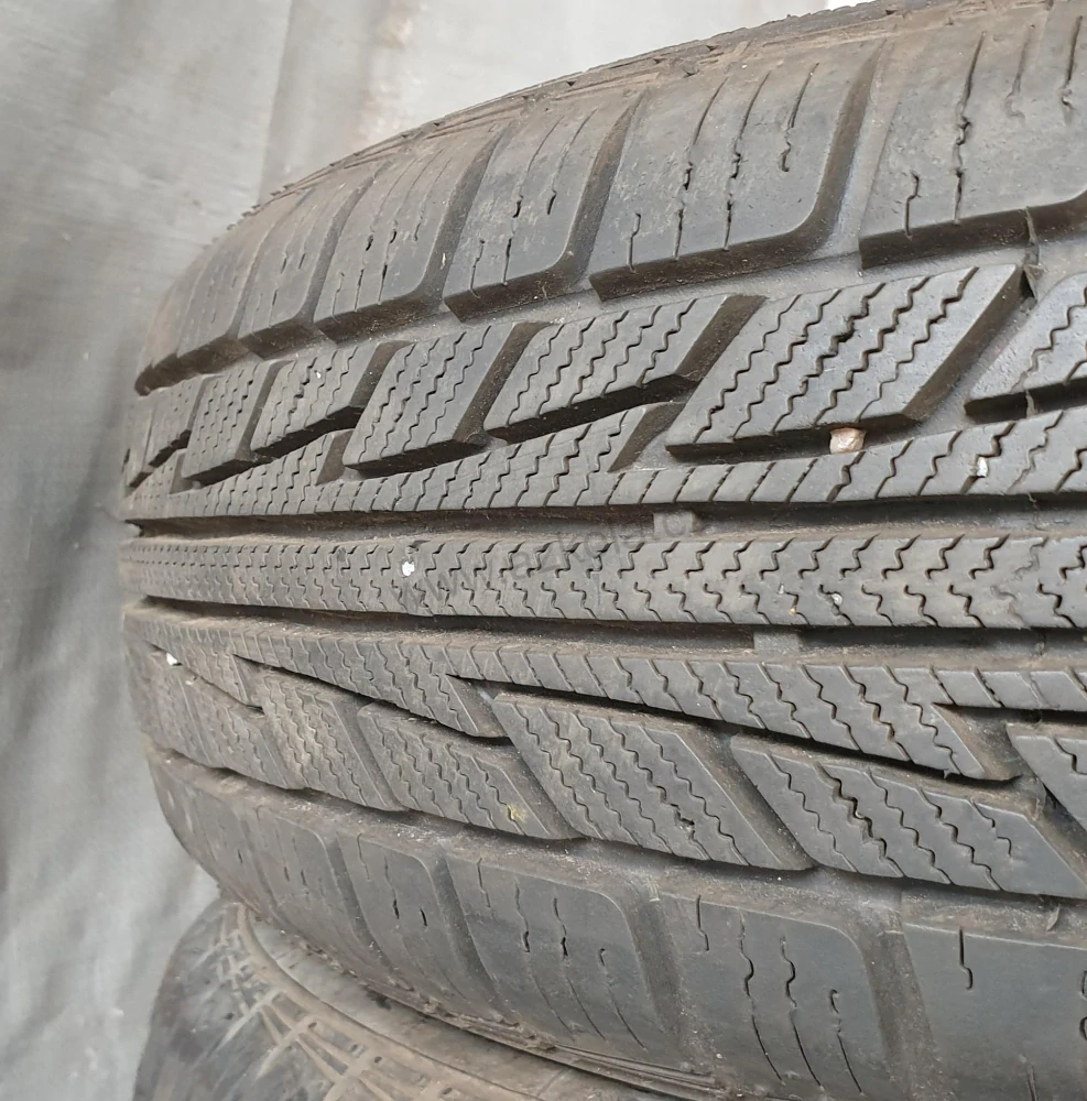 Zimní pneumatiky 165/70 R14 Nankang č. AP862