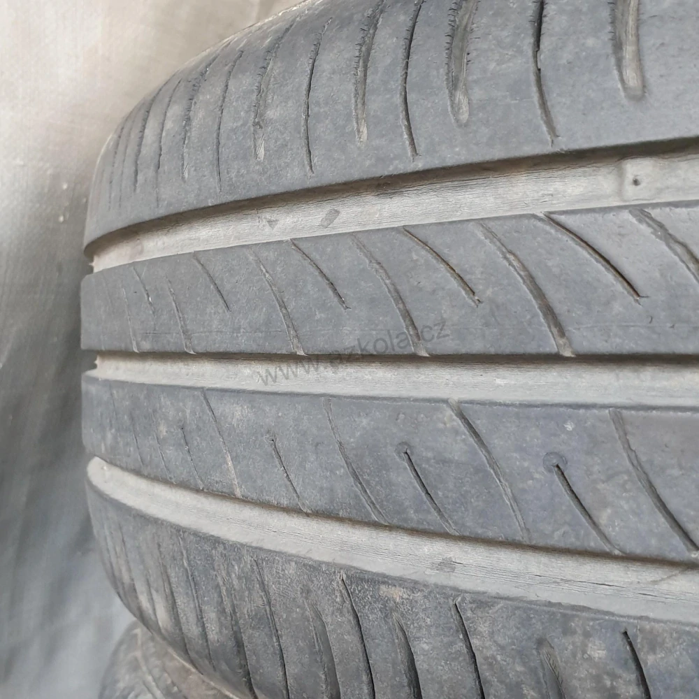 Letní pneumatiky 185/60 R15 Kumho č. AP863