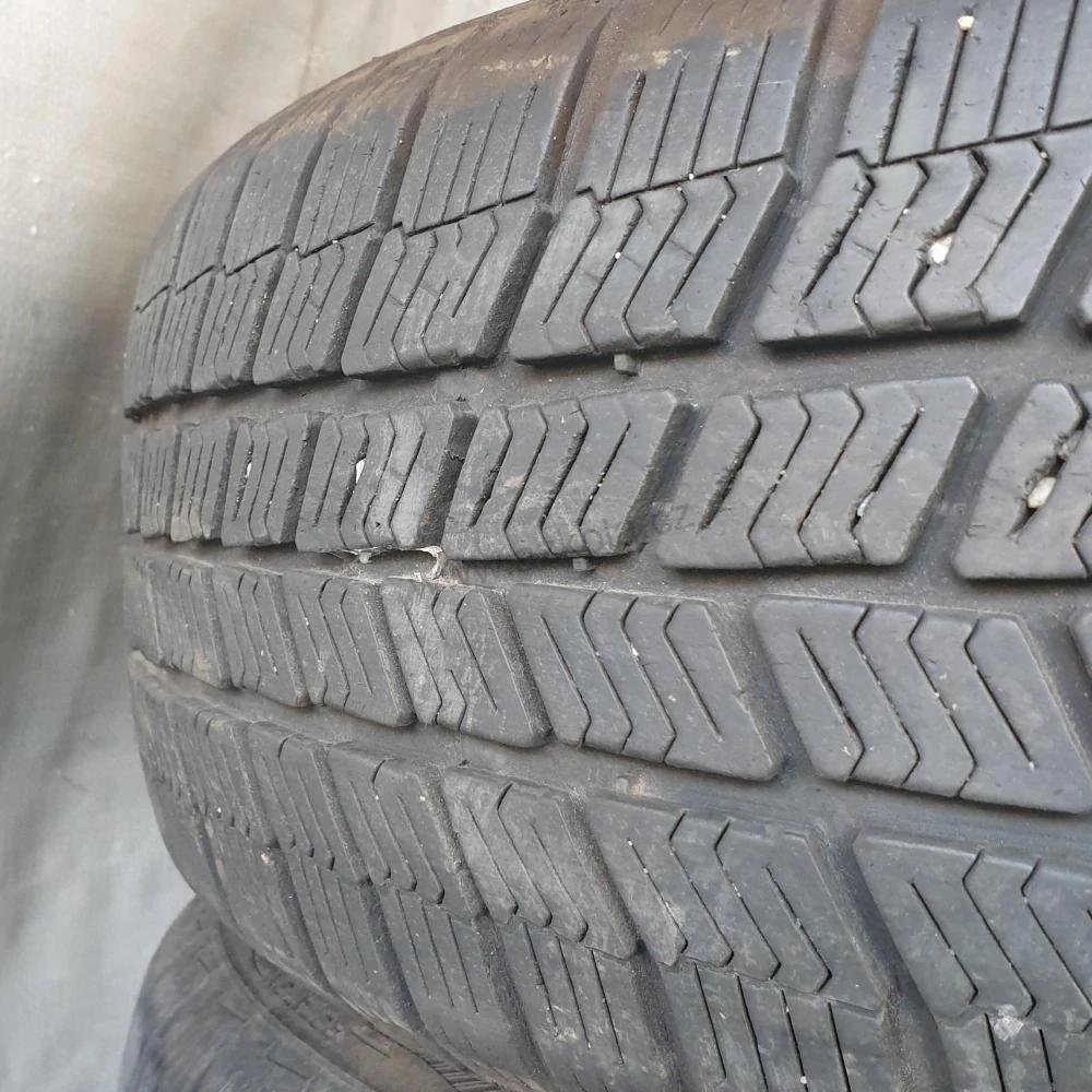 Zimní pneumatiky 185/60 R14 Barum č. AP876