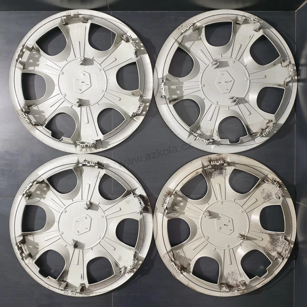 Originální poklice 16" Renault Trafic (použité)