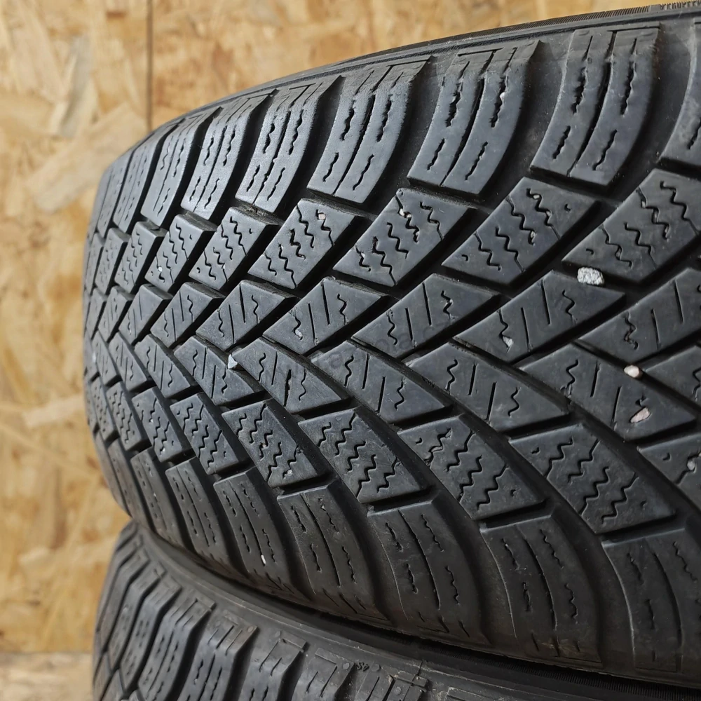 Zimní pneumatiky 195/65 R15 Nexen č. AP920