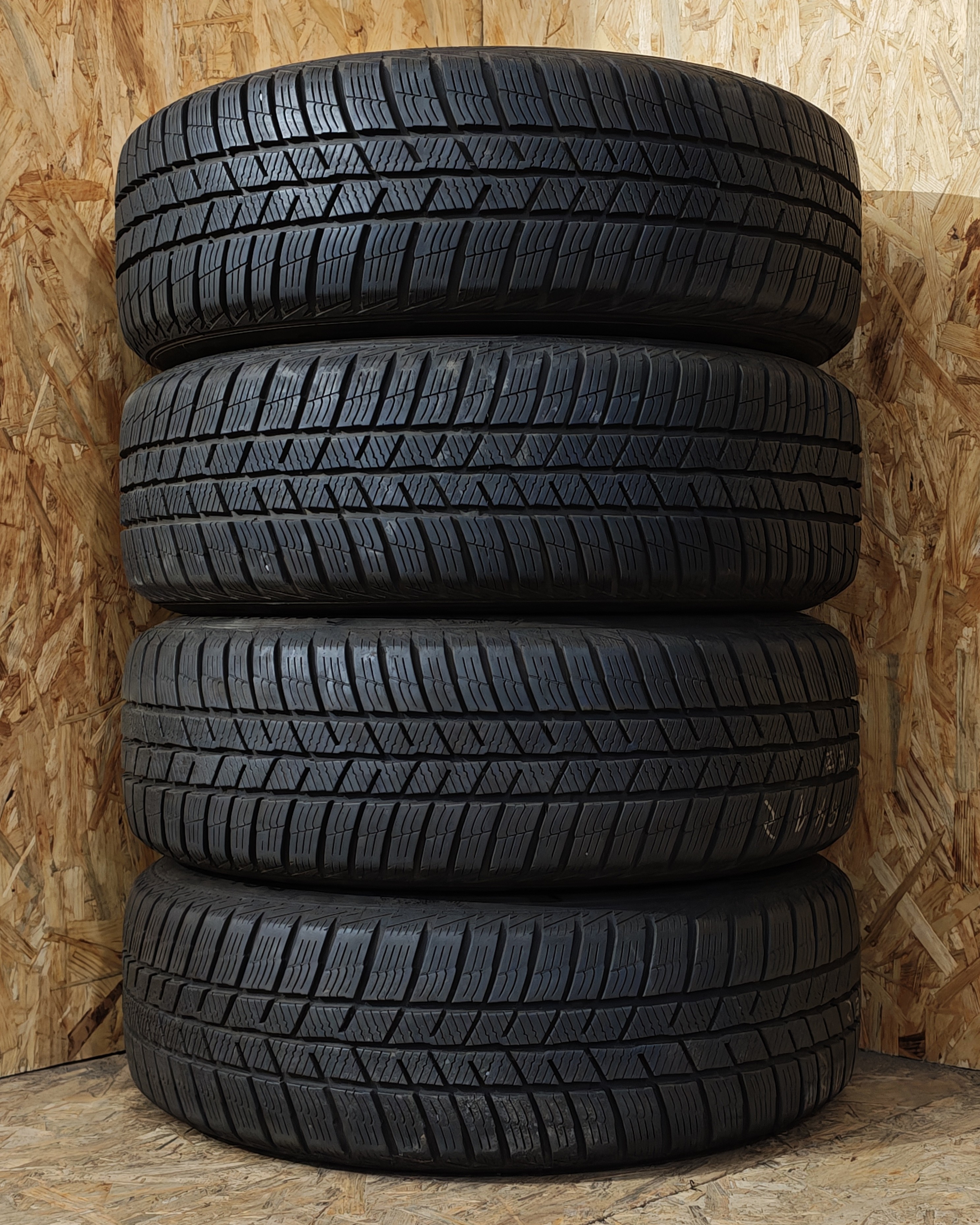 Zimní kola Škoda, Volkswagen, Seat, Audi 185/60 R15 č. AK196