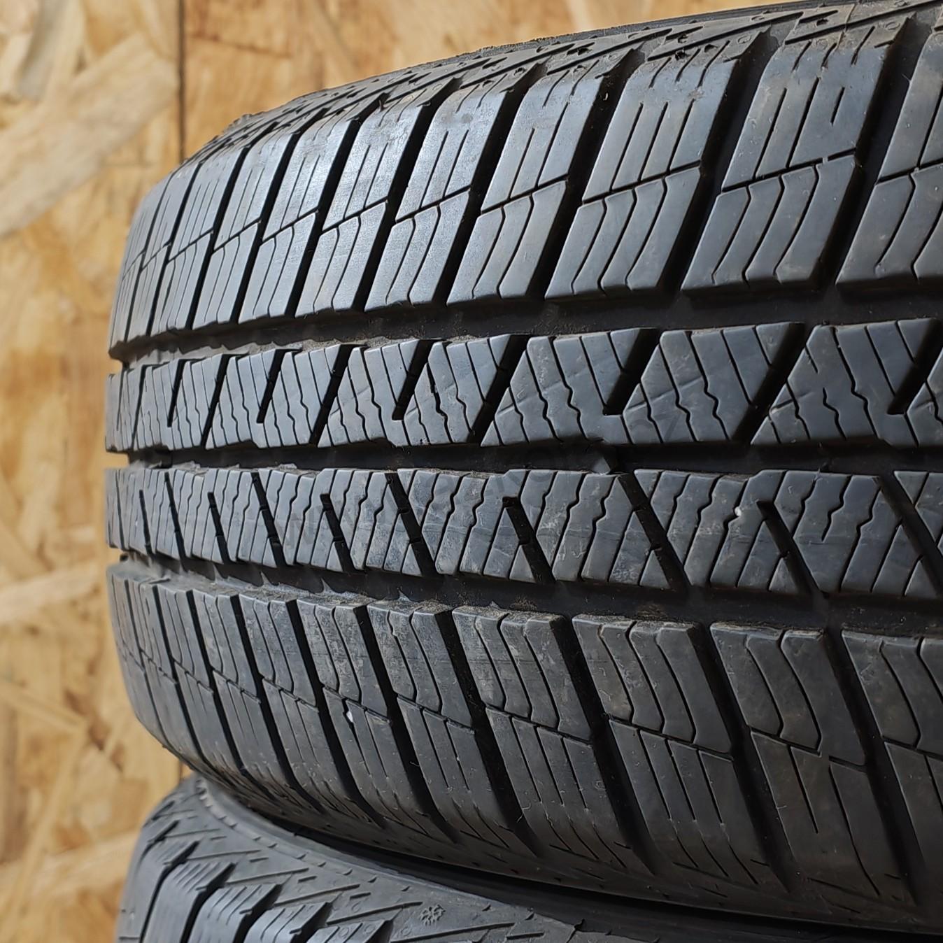 Zimní pneumatiky 185/60 R15 Barum č. AP927