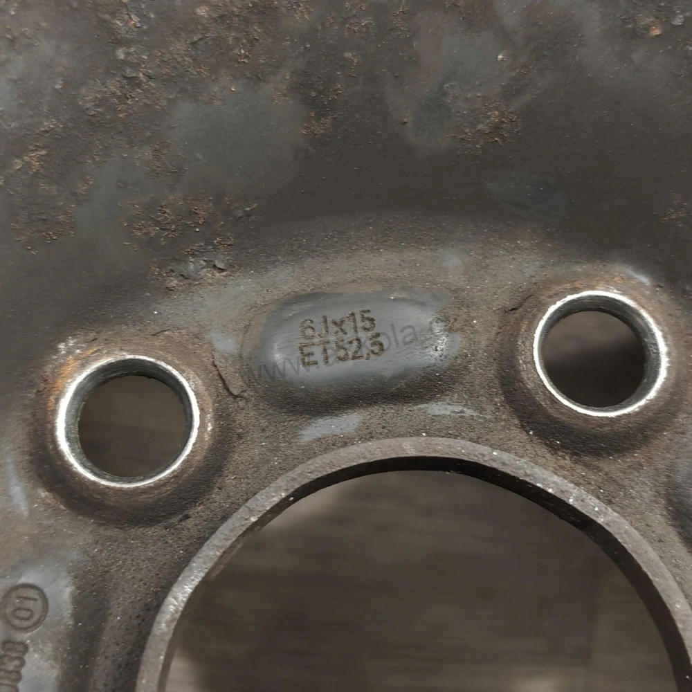 Disky Ford 6Jx15 ET52.5 5x108x63 T5 (bazarové)