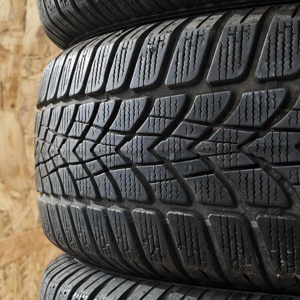 Zimní pneumatiky 195/65 R15 Dunlop č. AP990