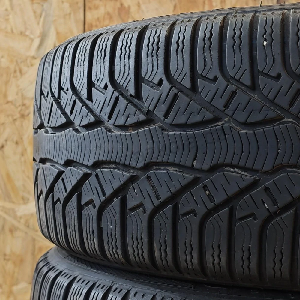 Zimní pneumatiky 205/45 R16 Kleber č. AP996
