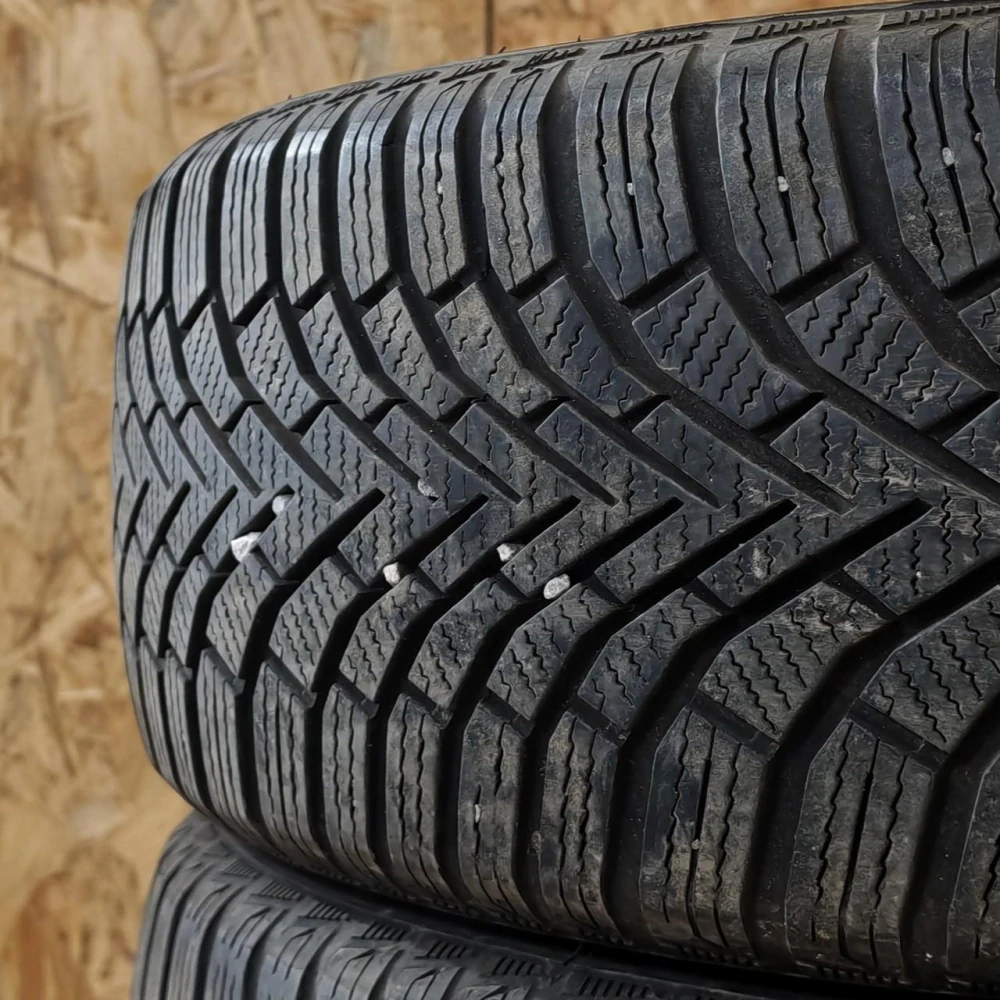 Zimní pneumatiky 215/60 R16 Sailun č. AP1002