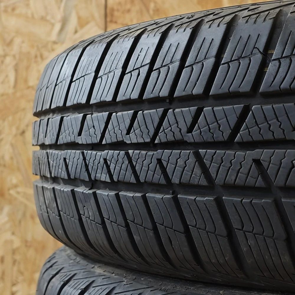 Zimní pneumatiky 185/65 R15 Barum č. AP1005