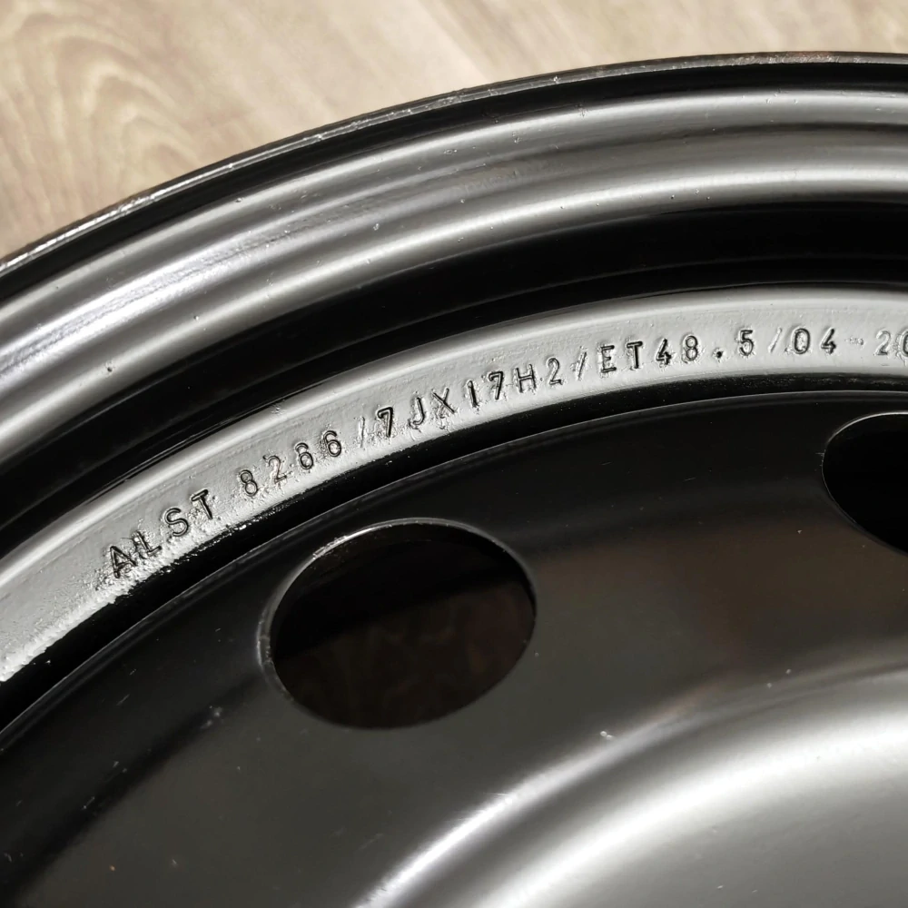 Disky Kia Sportage 7Jx17 ET48.5 5x114x67 T2