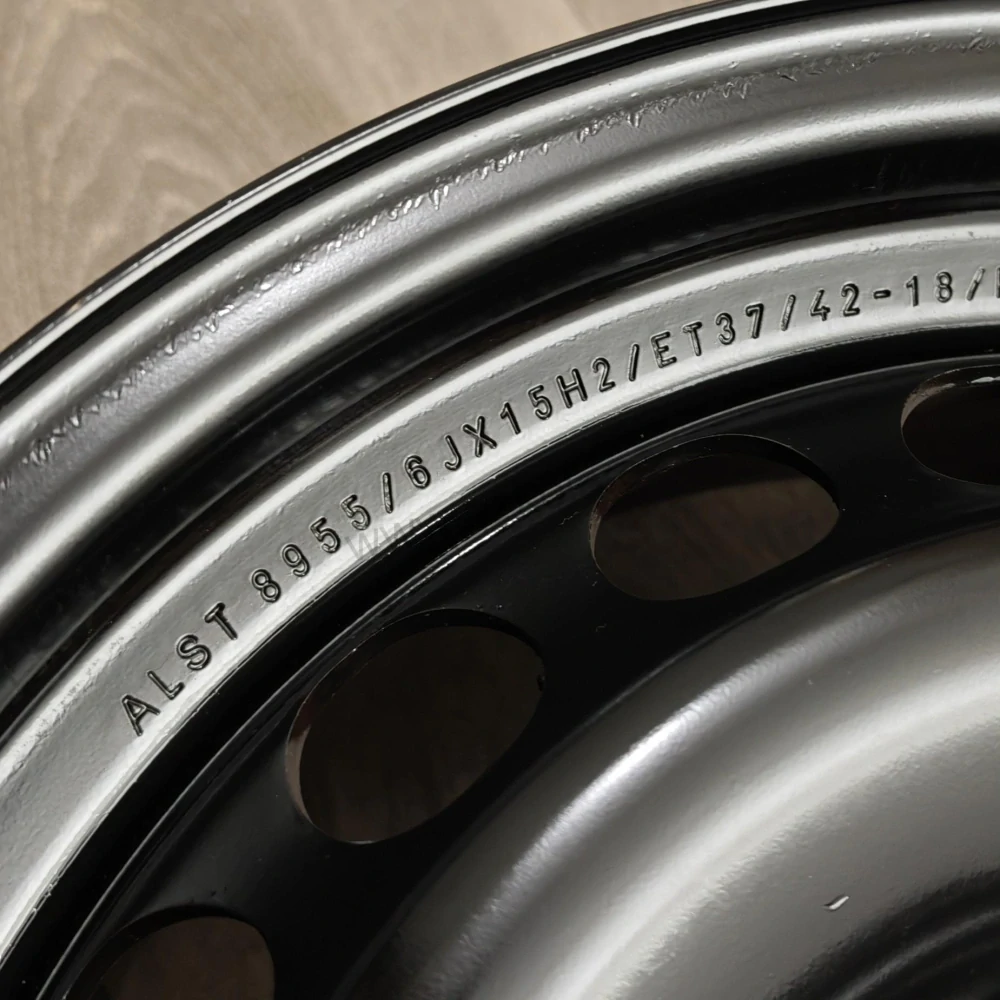 Disky Volkswagen Passat 6Jx15 ET37 5x112x57 T1