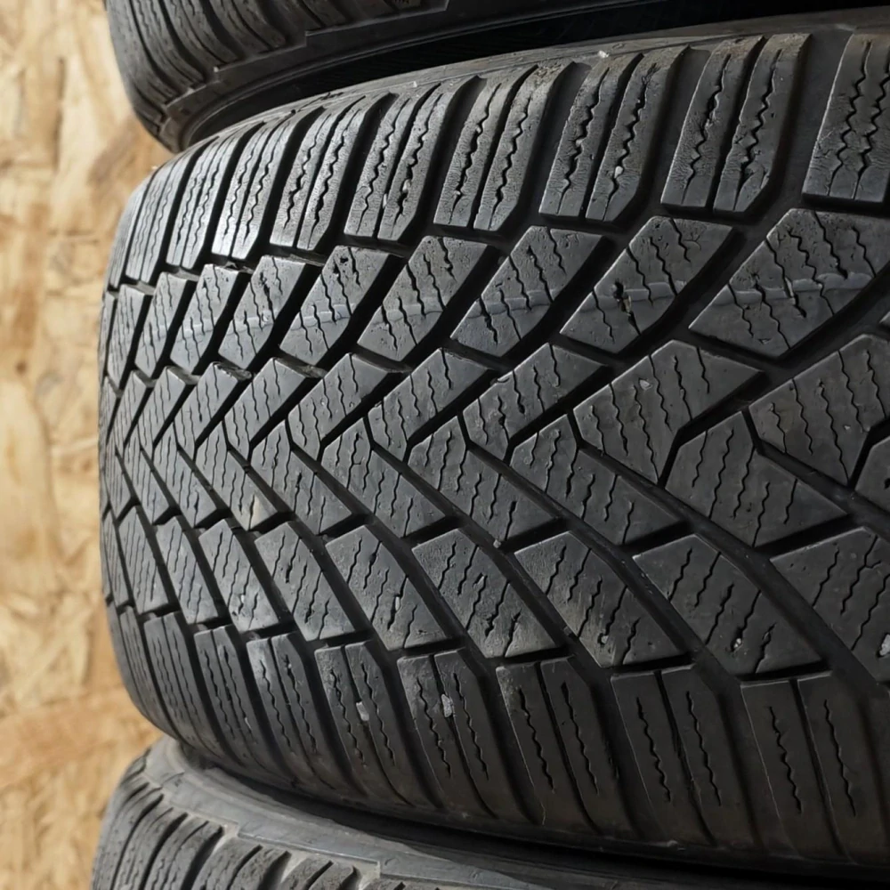 Zimní pneumatiky 205/55 R16 Continental č. AP1028