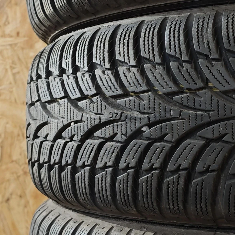 Zimní pneumatiky 175/65 R15 Nokian č. AP1032