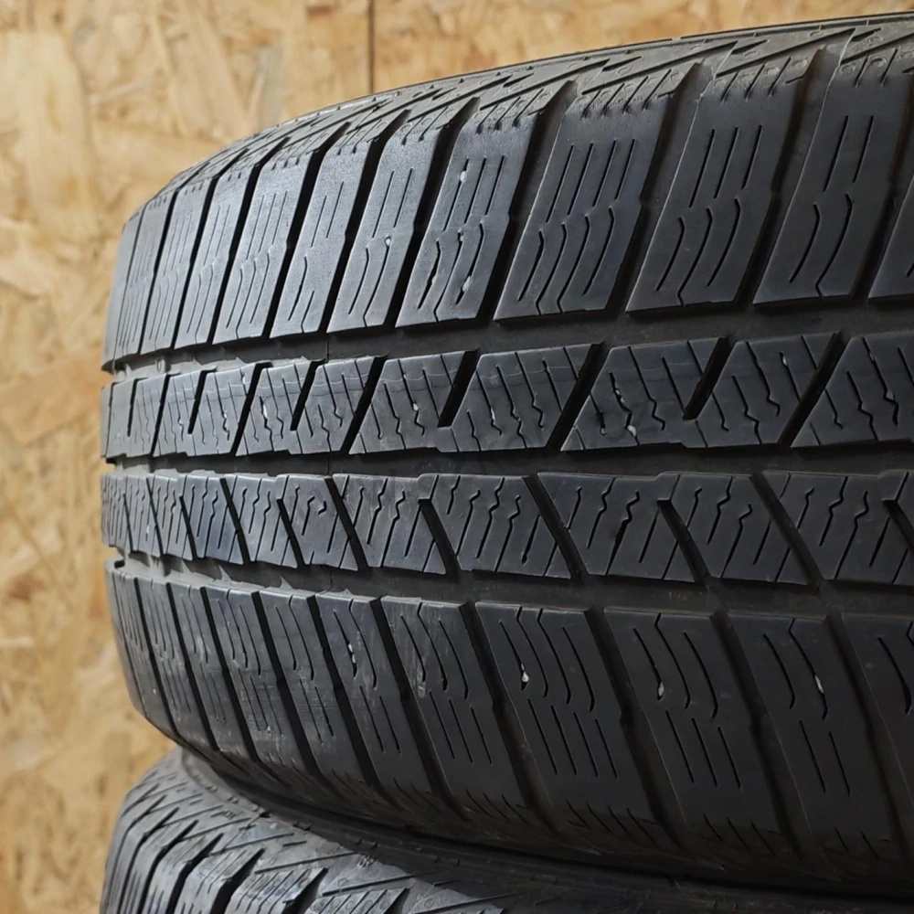 Zimní pneumatiky 195/65 R15 Barum č. AP1046