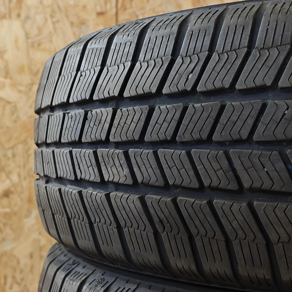 Zimní pneumatiky 205/55 R16 Barum č. AP1057