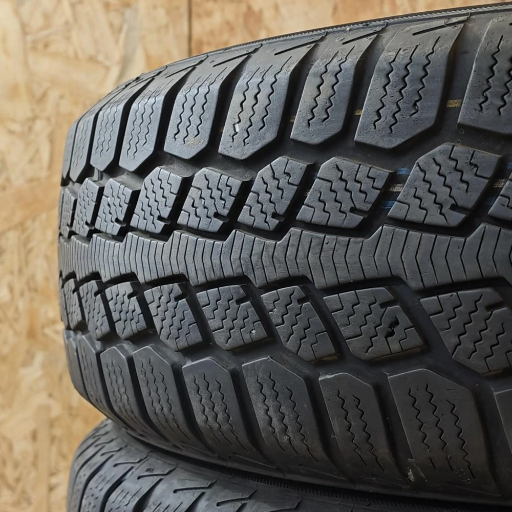 Zimní pneumatiky 185/65 R15 Motrio č. AP1072