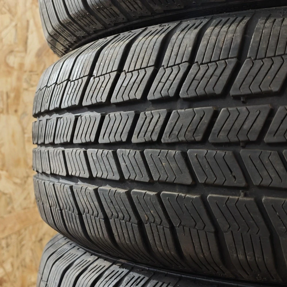 Zimní pneumatiky 195/65 R15 Barum č. AP1086