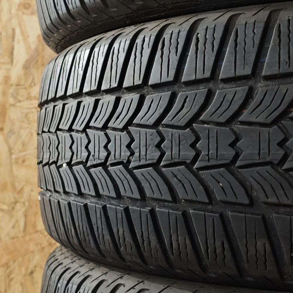 Zimní pneumatiky 205/55 R16 Sava č. AP1101