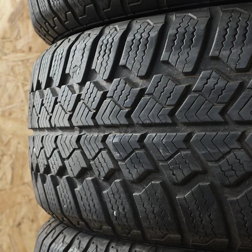 Zimní pneumatiky 185/65 R15 Kormoran č. AP1119