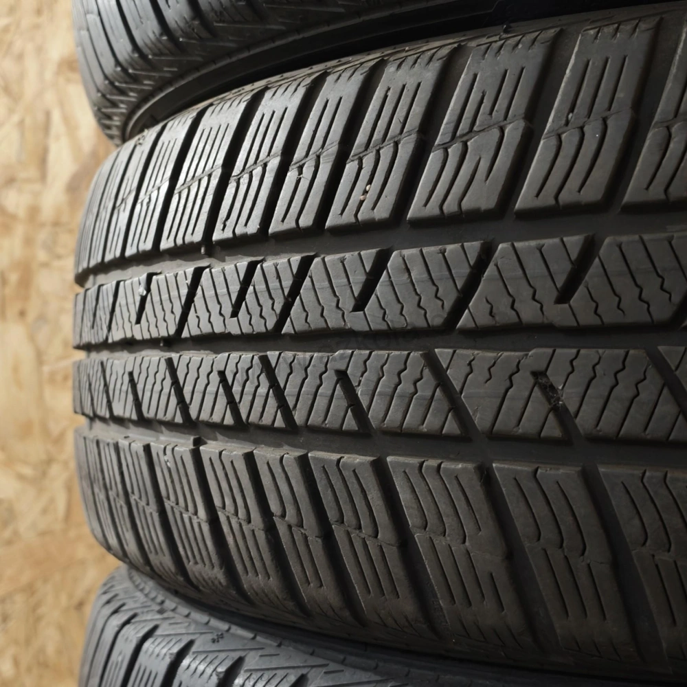 Zimní pneumatiky 205/55 R16 Barum č. AP1132
