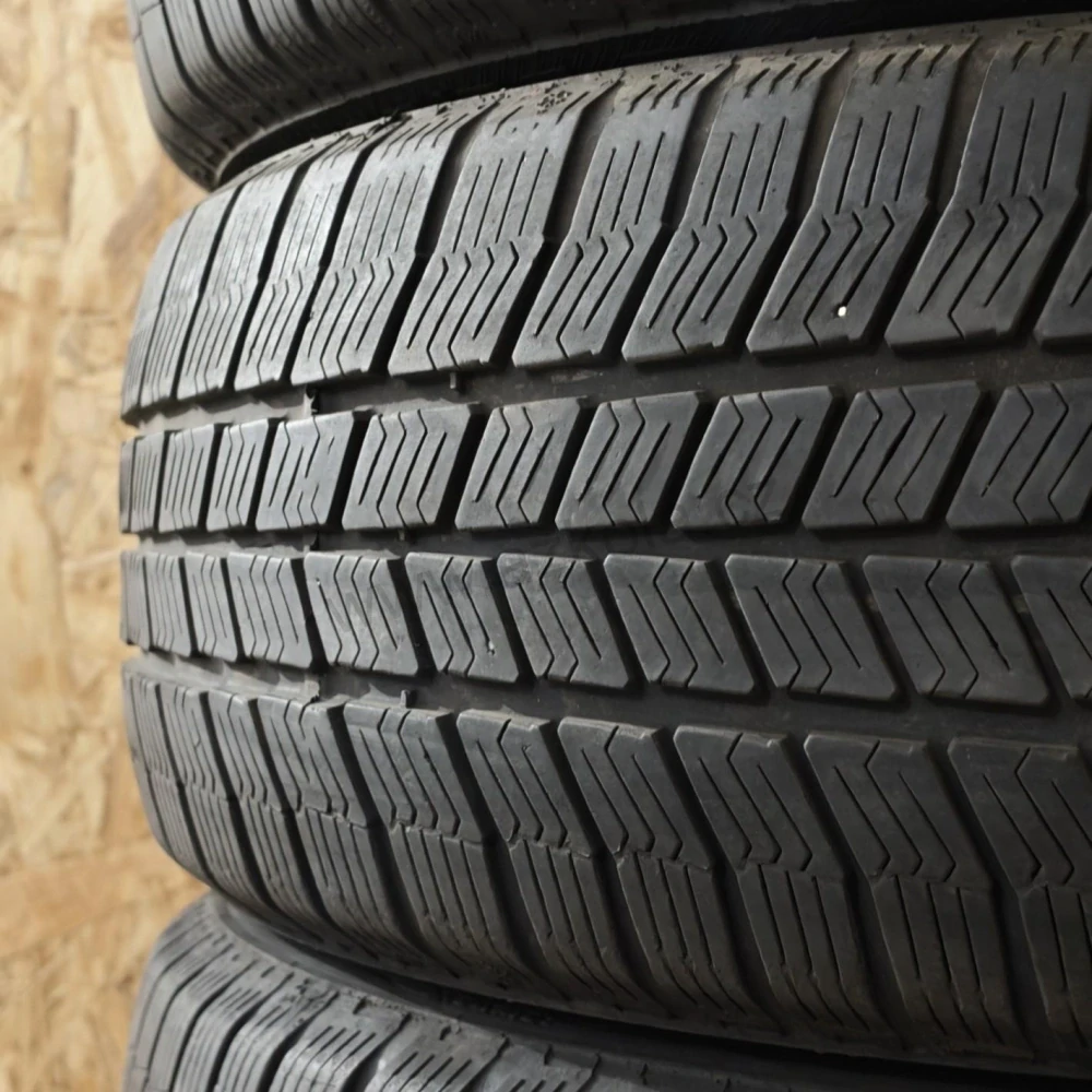 Zimní pneumatiky 205/55 R16 Barum č. AP1137