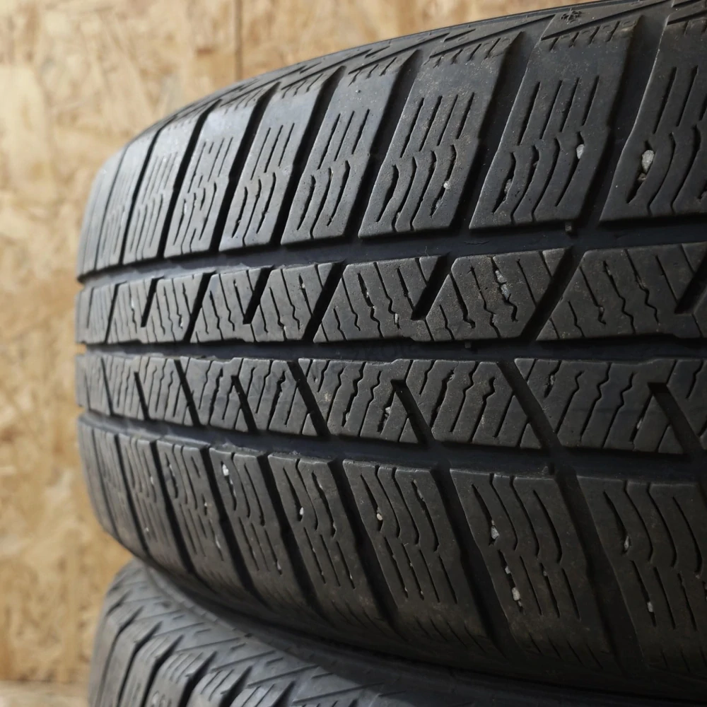 Zimní pneumatiky 195/65 R15 Barum č. AP1158
