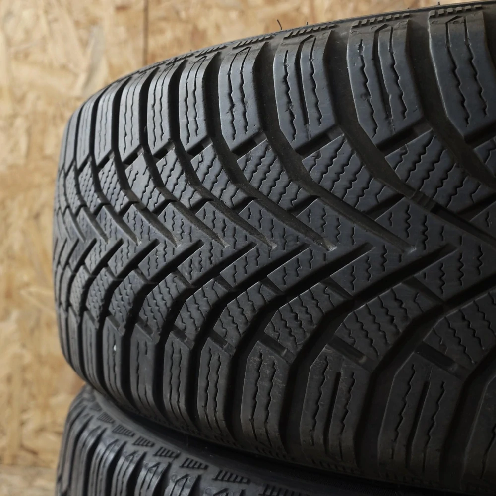 Zimní pneumatiky 185/60 R15 Sailun č. AP1159