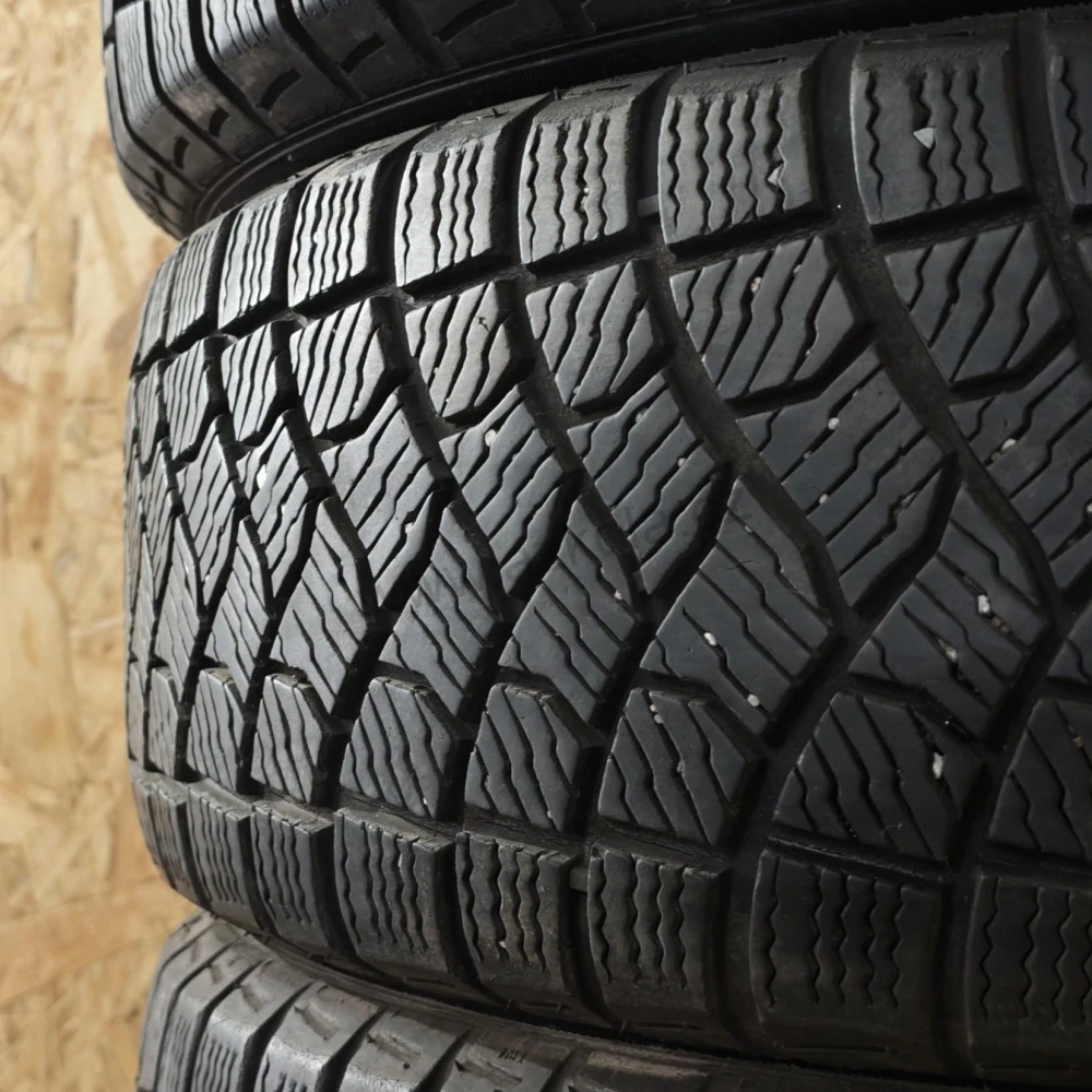 Zimní pneumatiky 205/55 R16 Vraník č. AP1170