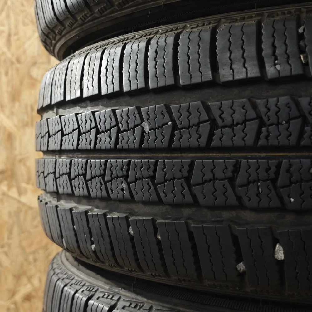 Zimní pneumatiky 195/60 R16C Nexen č. AP1181