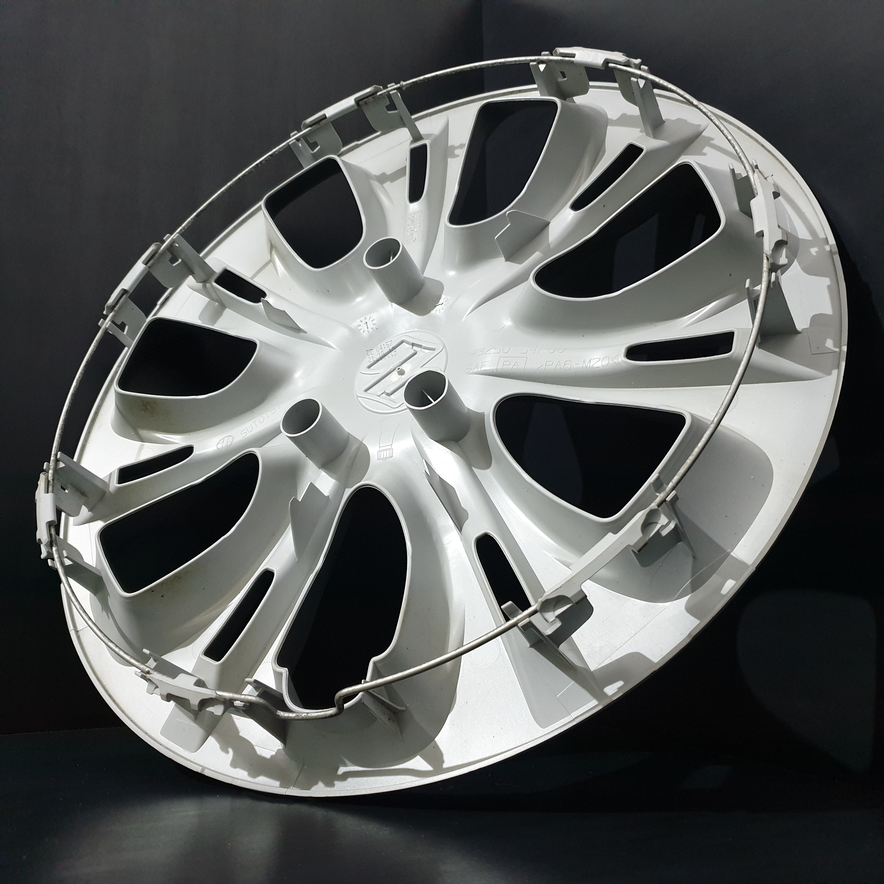 Originální poklice Suzuki 16" Vitara