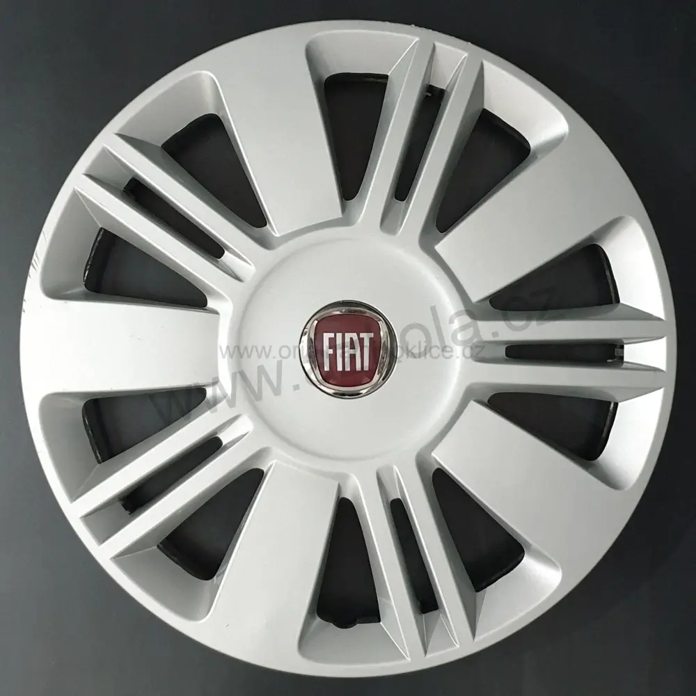 Sada originálních poklic Fiat 16" Sedici (použité)