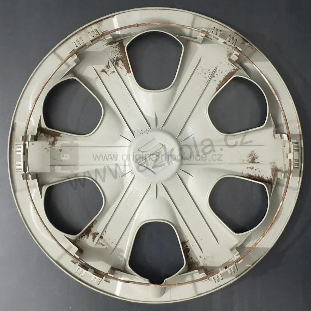 Originální poklice Suzuki 14" Alto (bazarová, použitá)
