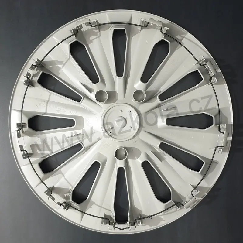 Sada originálních poklic Volkswagen 15" Golf, Caddy, Touran (zánovní)