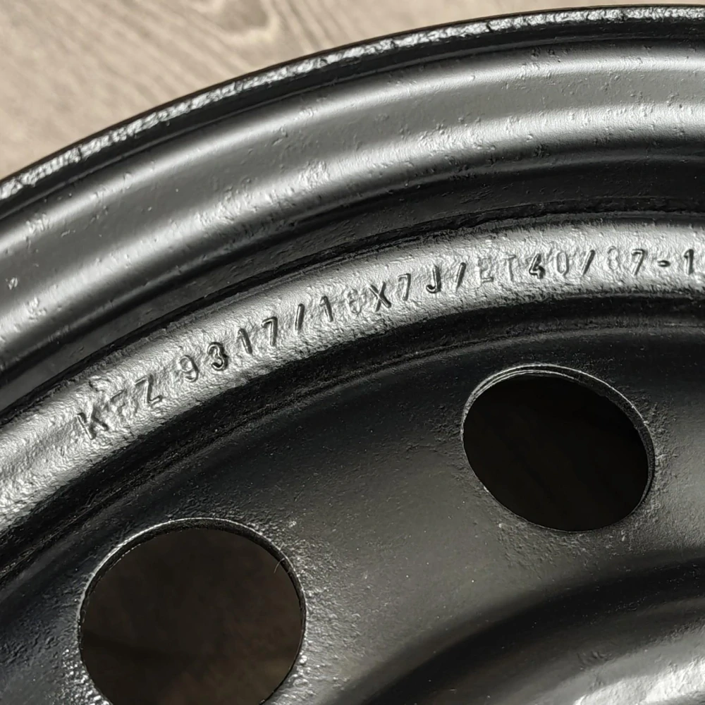 Disky Hyundai i40 7Jx16 ET40 5x114x67 T8