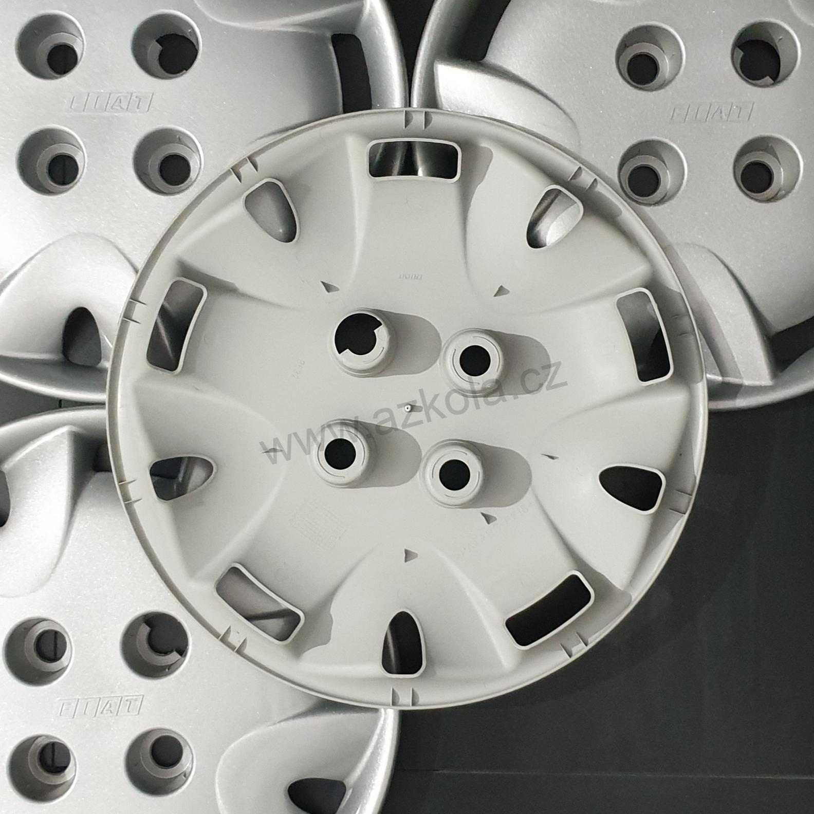 Sada originálních poklic Fiat 13" Punto (použité)