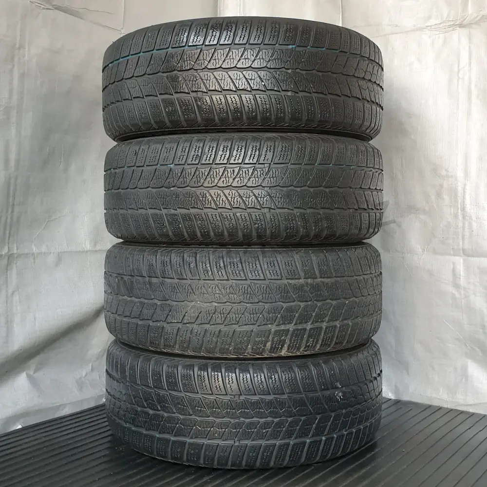 Sada zimních kol Škoda 185/60 R14 č. AK77