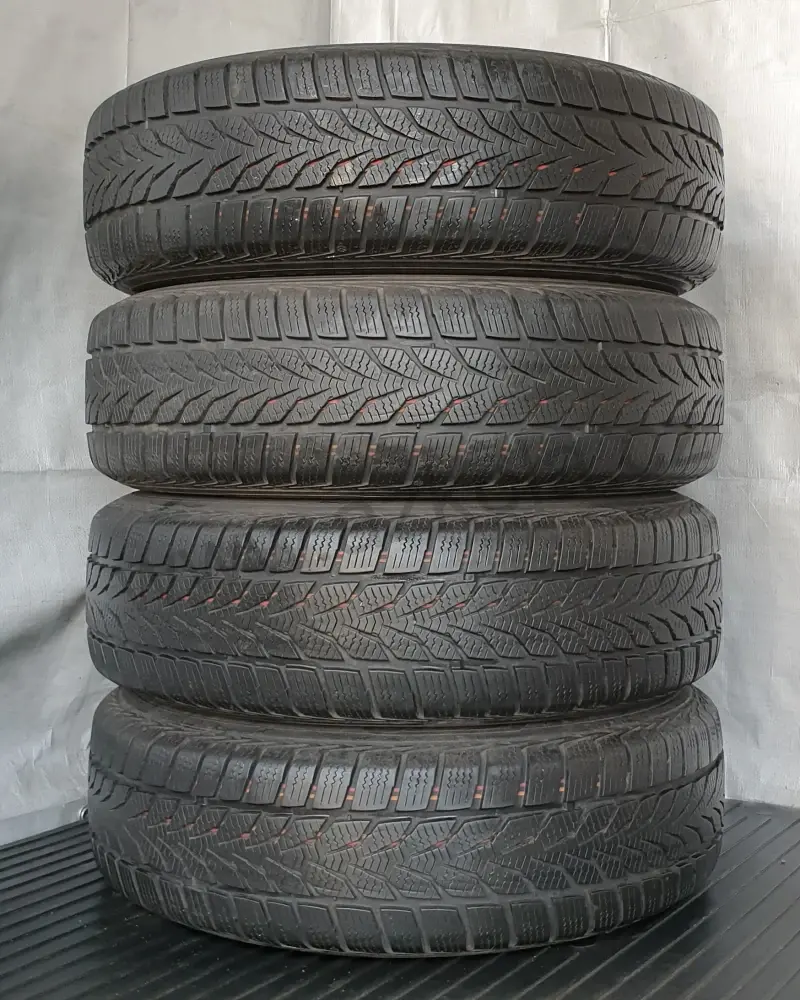 Sada zimních kol Renault, Peugeot 175/65 R14 č. AK78