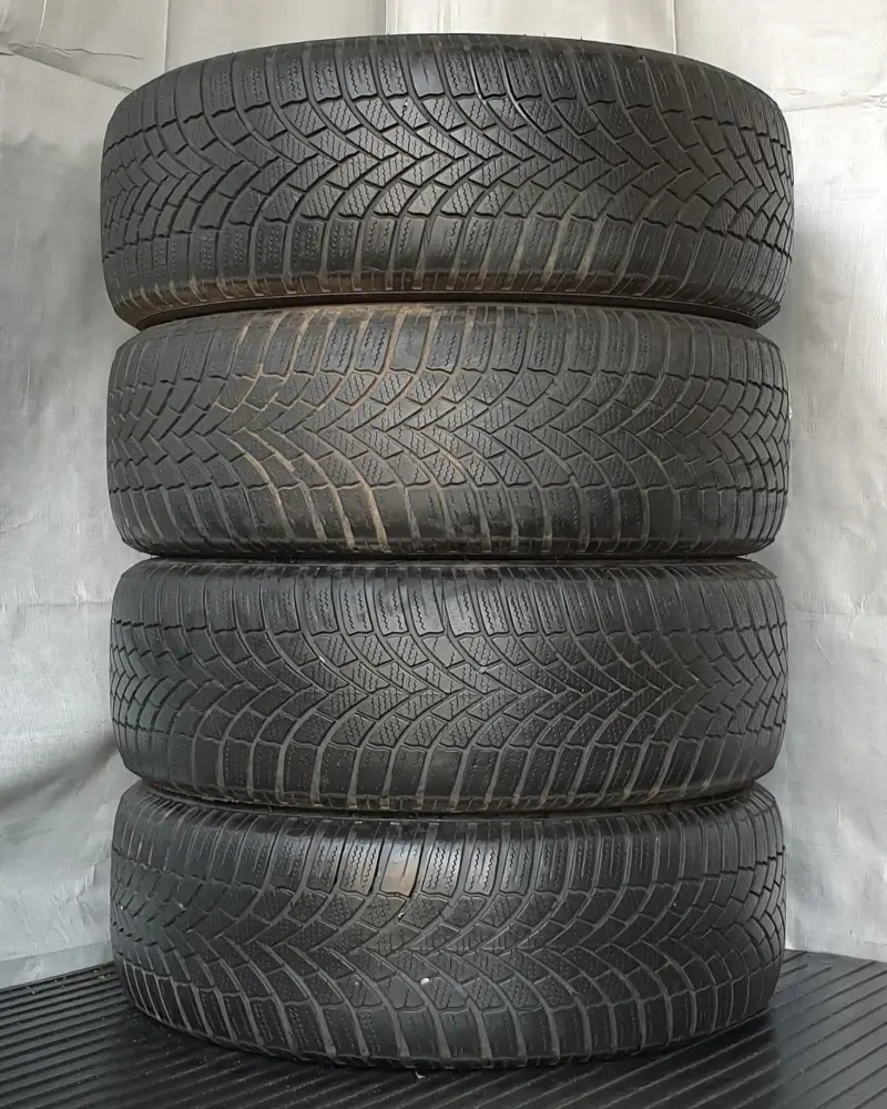 Sada zimních kol Škoda, Volkswagen, Seat, Audi 205/55 R16 č. AK82