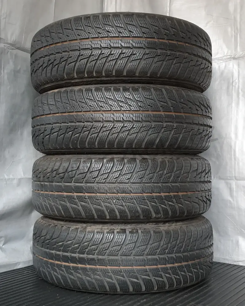 Sada zimních kol Mitsubishi ASX 215/65 R16 č. AK86