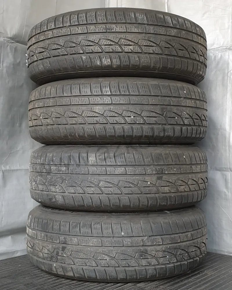 Sada zimních kol Citroen, Fiat, Peugeot, Toyota 215/70 R16 č. AK34