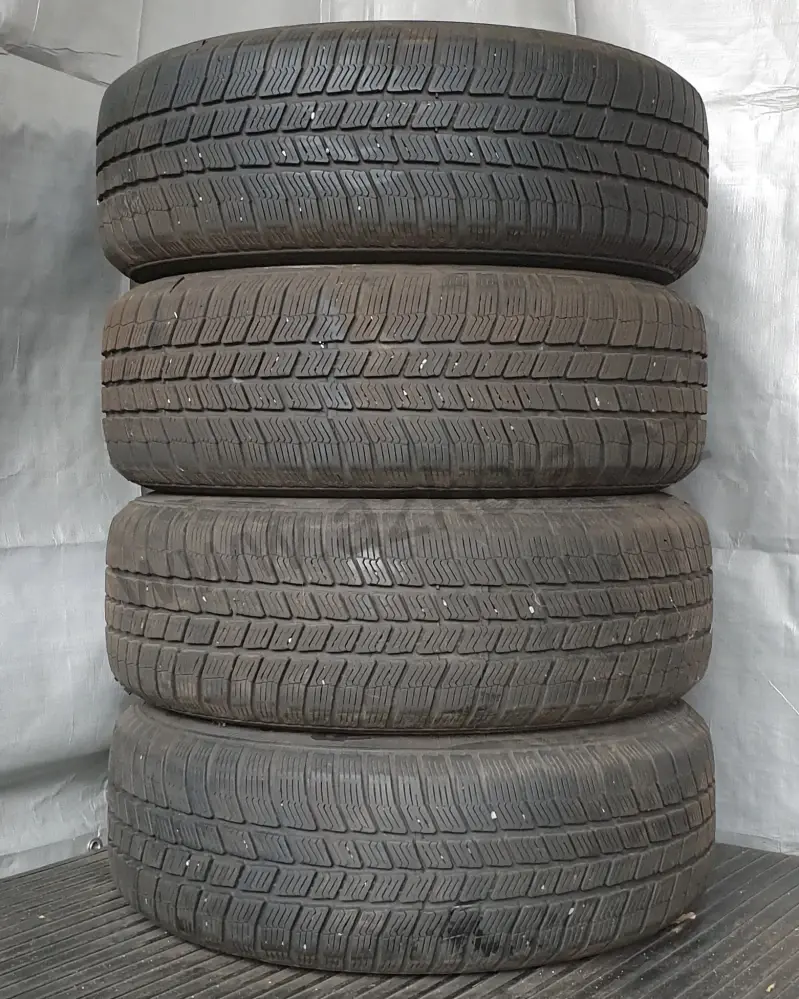 Sada zimních kol Renault 195/65 R15 č. AK32