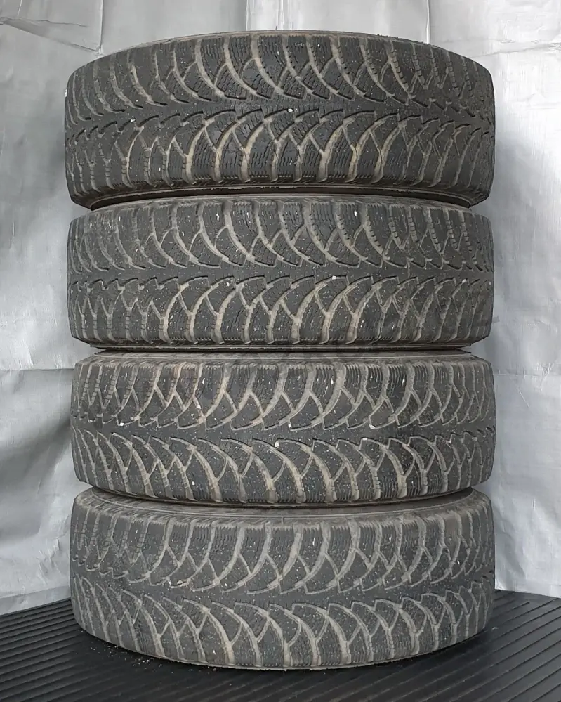 Sada zimních kol Peugeot, Citroen 195/60 R15 č. AK101