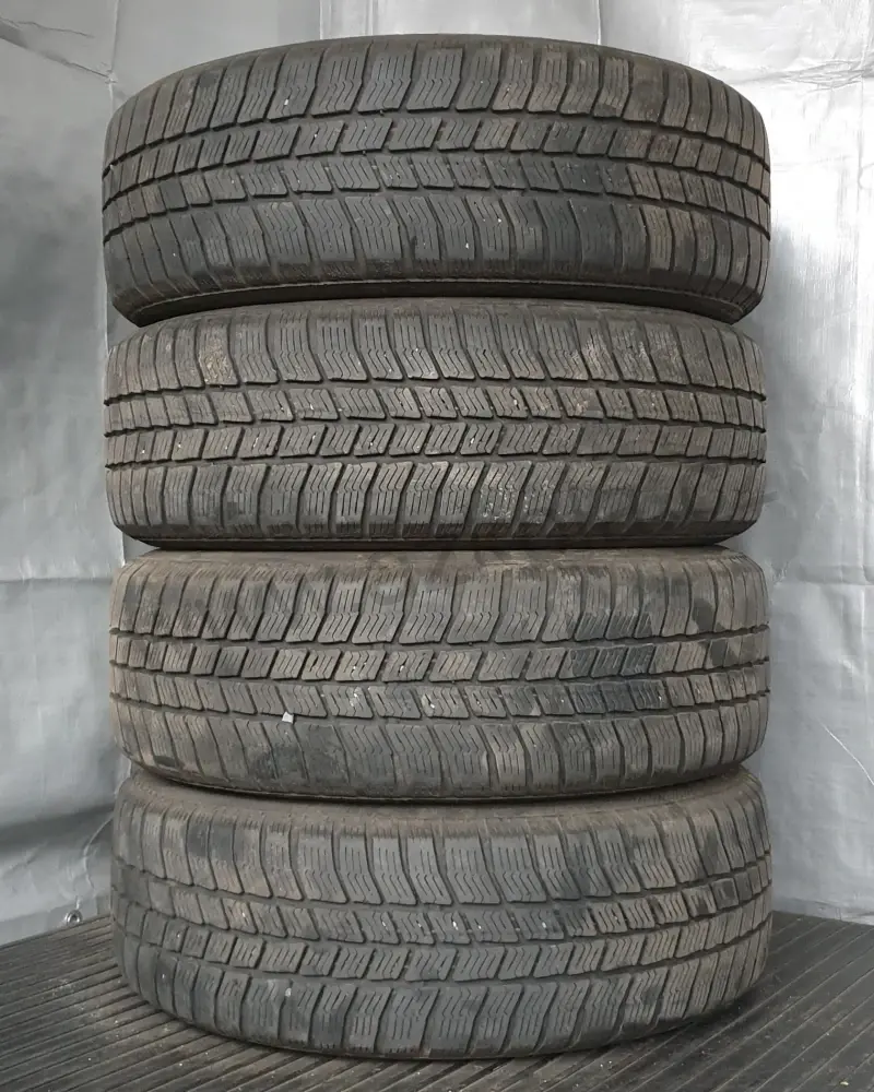 Sada zimních kol Škoda, Volkswagen, Seat, Audi 185/60 R15 č. AK28