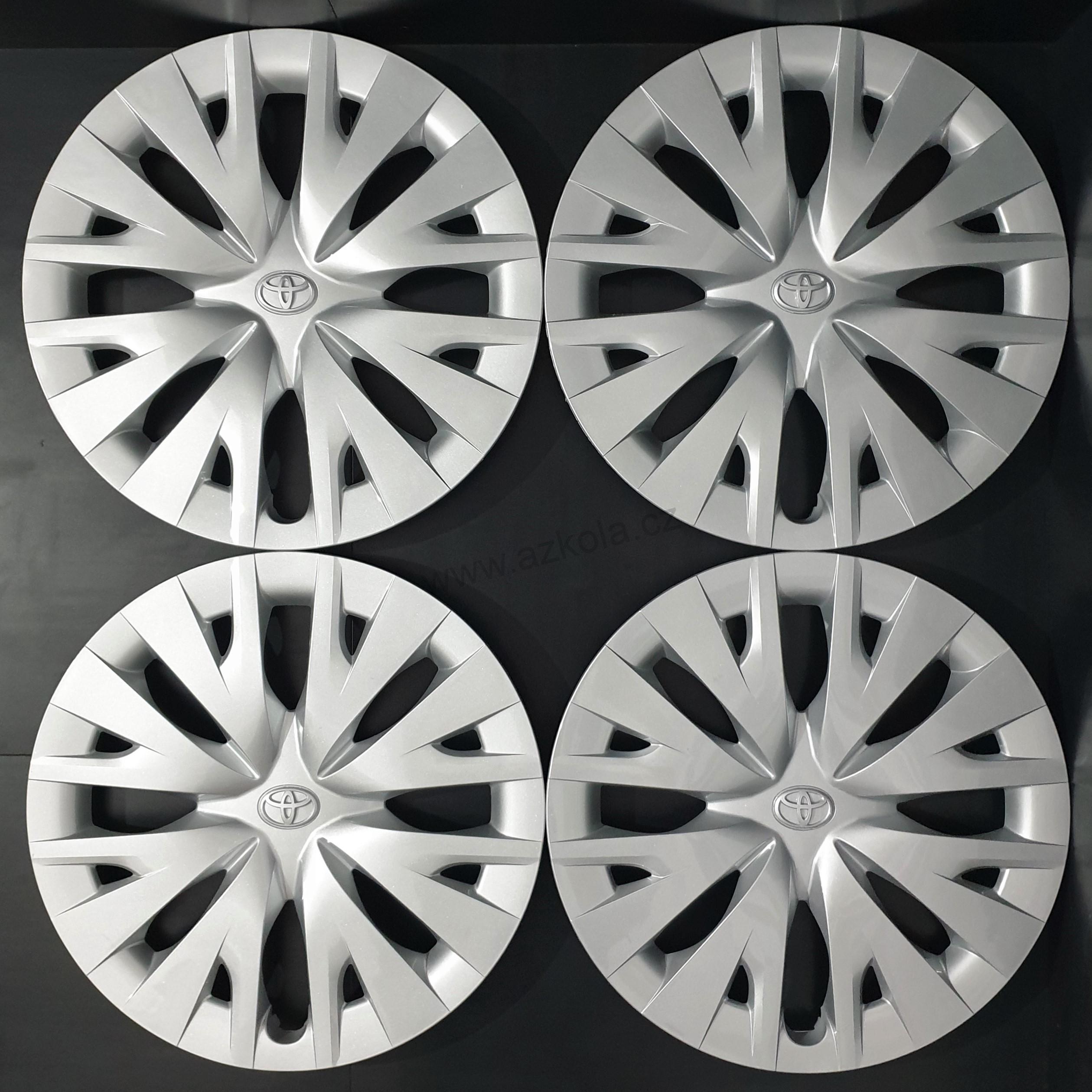 Originální poklice Toyota 15" Auris, Yaris (zánovní)