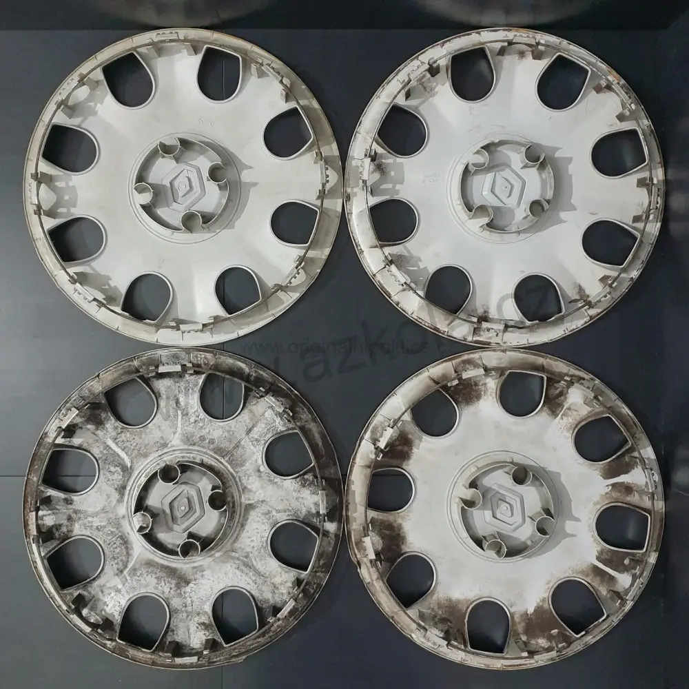 Sada originálních poklic Renault 15" Clio (použité, bazarové)