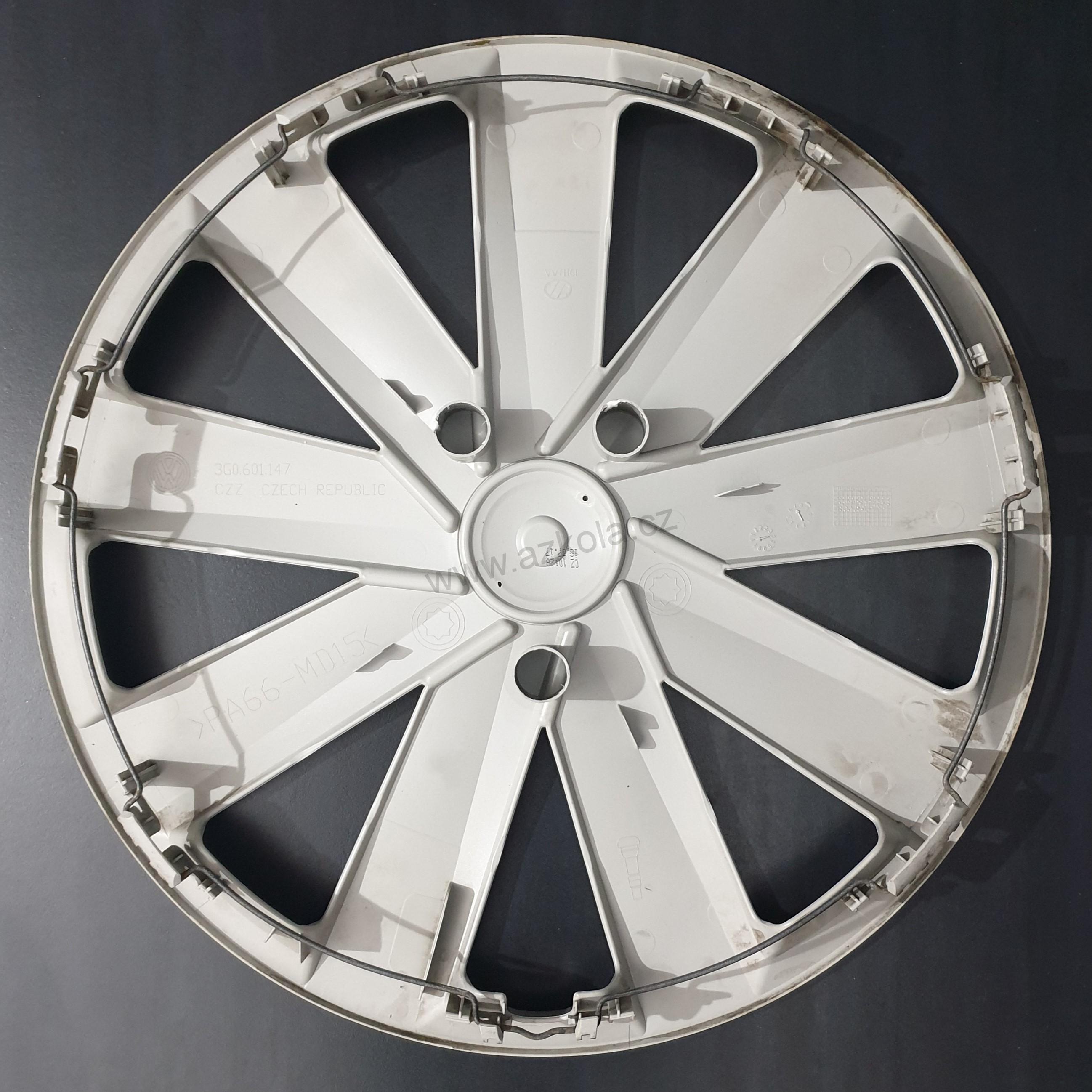 Originální poklice Volkswagen 16" Passat, Golf, Touran (použité)