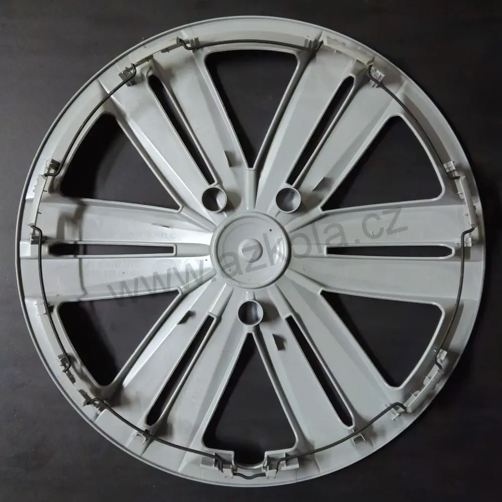 Originální poklice 16" Volkswagen Touran, Passat, Golf - nové logo (použité)