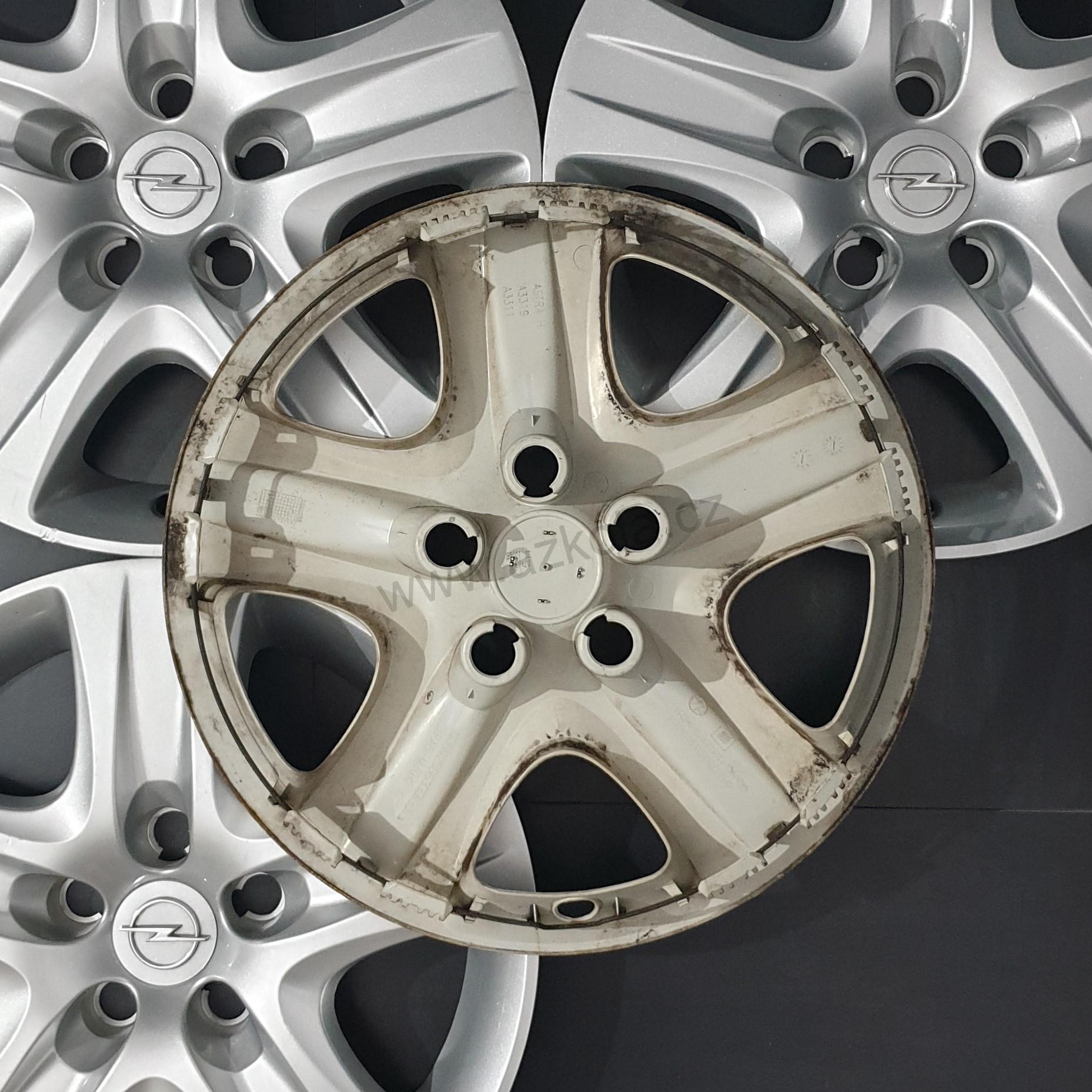 Originální poklice Opel 16" Astra H, Zafira B, Meriva B (použité)
